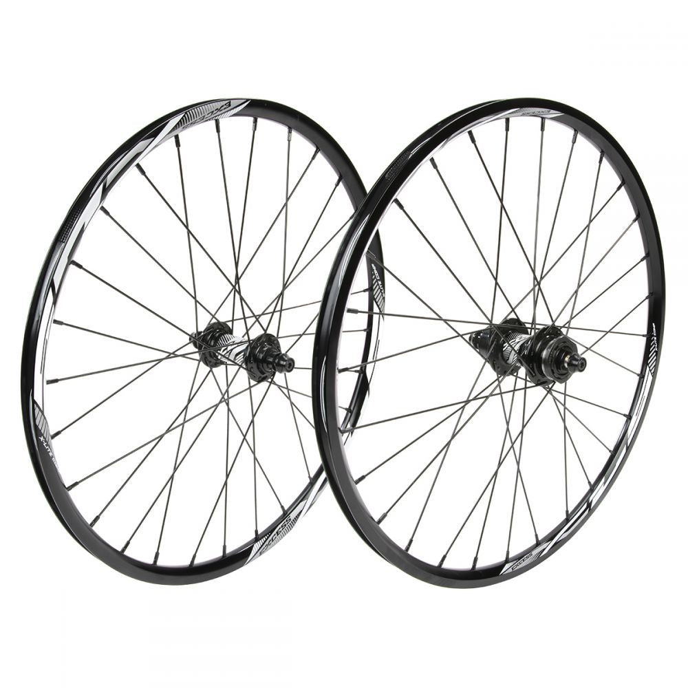 Excess XLS-1 451 28h / 36h Alloy Wheelset