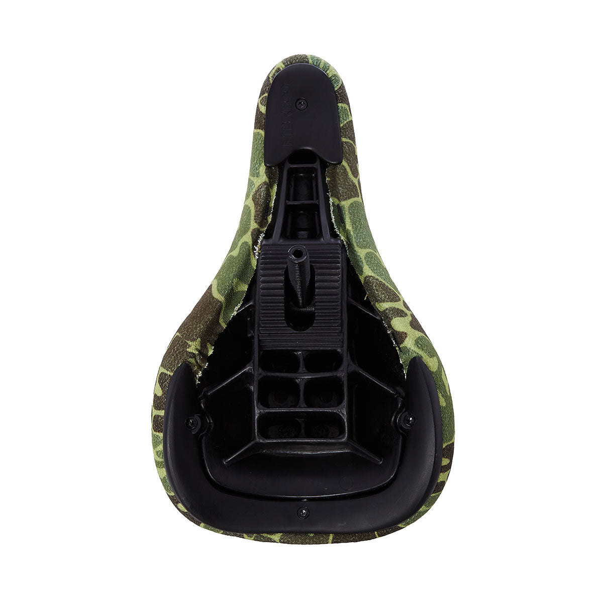 Color:Camo