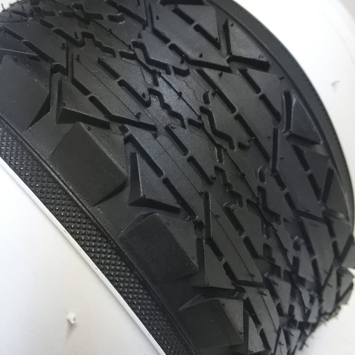 e702 26 inch white wall tires