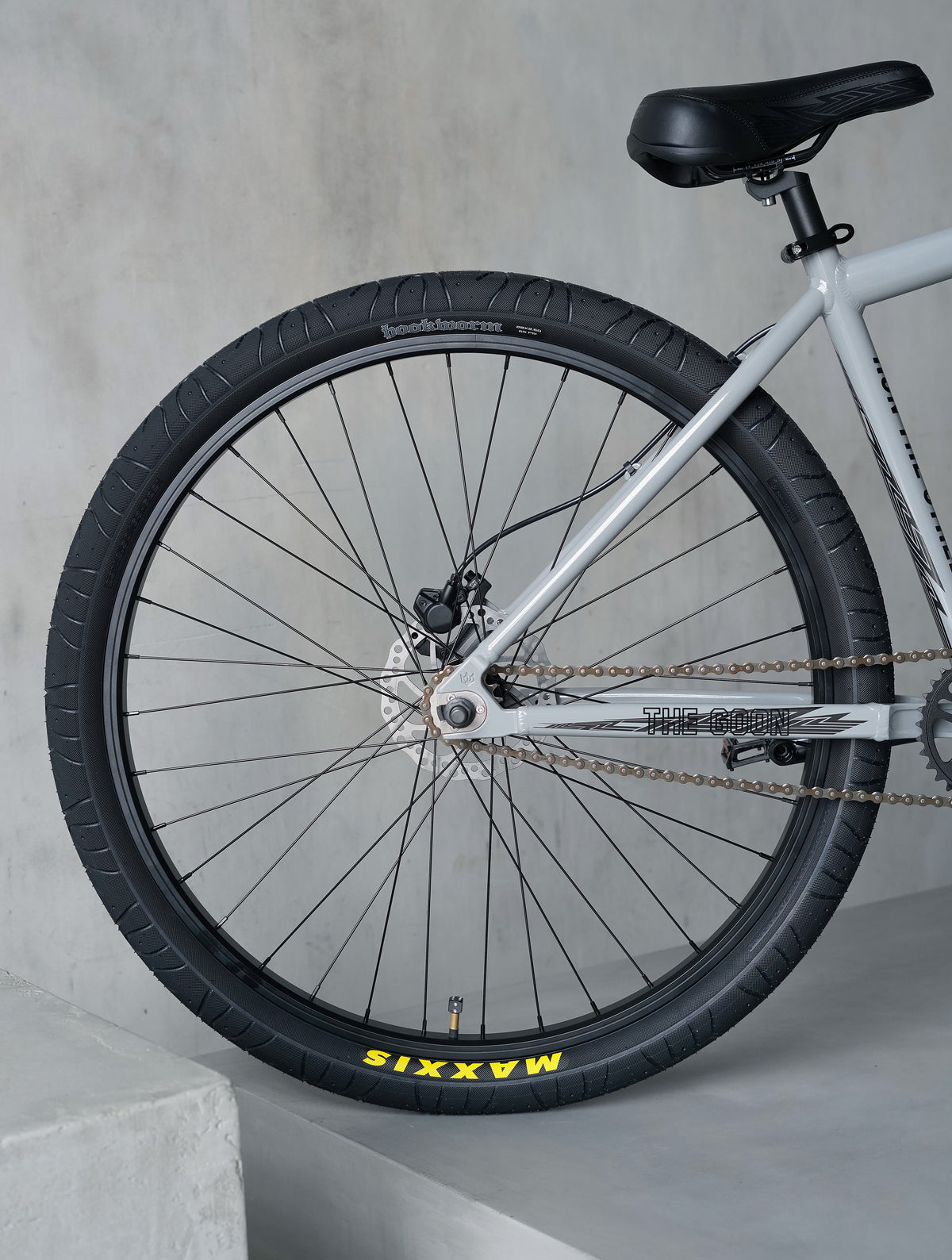 The Goon - C Concrete Grey
