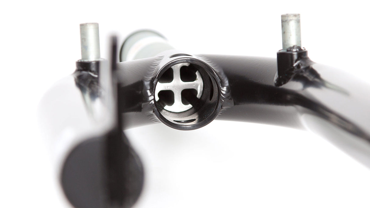 Size:20", Dropouts:14mm, Brake Mounts:990, Color:Black