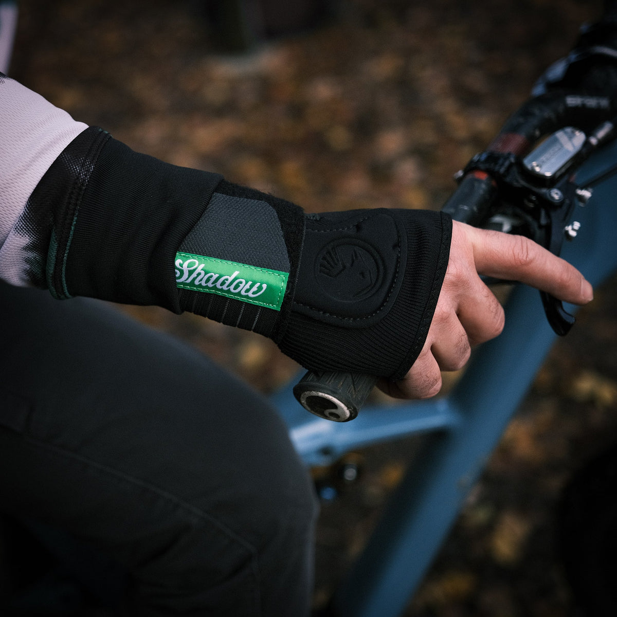Shadow Revive Wrist Support