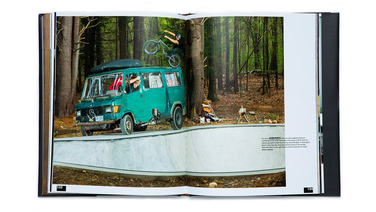 SM_Book_Spreads_007.jpg