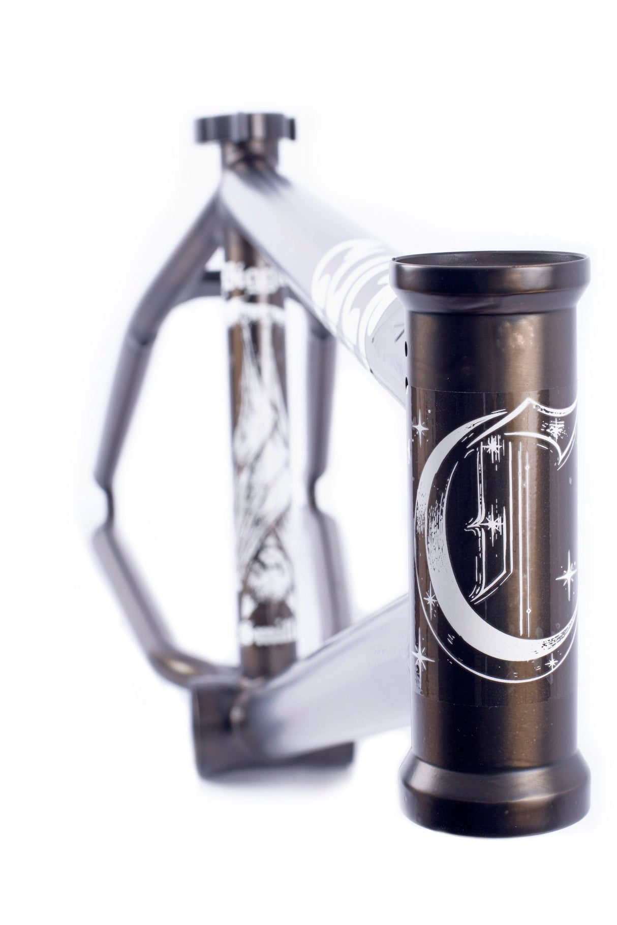 Biggie Frame / Devon Smillie / translucent black