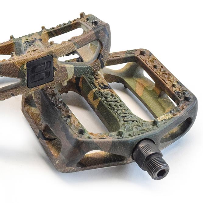 Facet Pedals