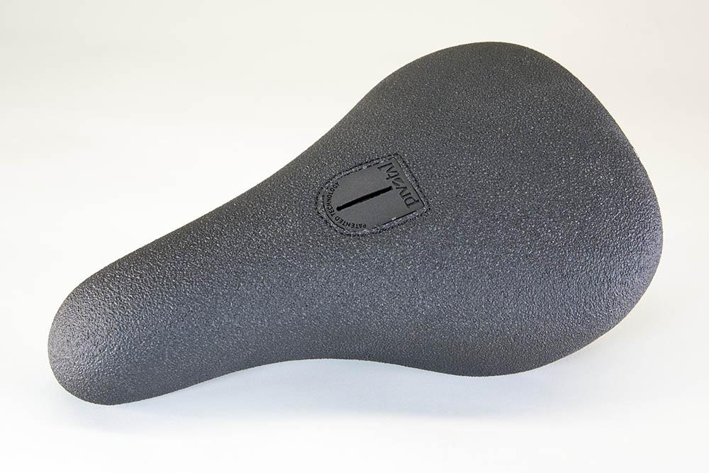 eastern bikes black tar pivotal seat pro bmx