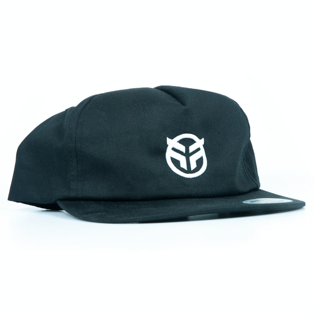 LOGO 5 PANEL SNAPBACK CAP - Image 1